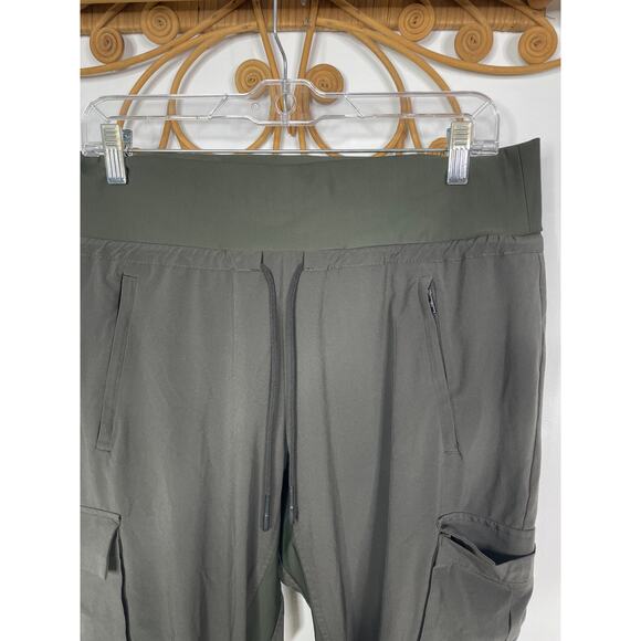 Athleta Sutton Jogger Pant Cargo Arbor Green Lightweight 10 - Picture 3 of 8